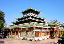 Miếu Bà Chúa Xứ núi Sam (Châu Đốc) có gì hấp dẫn?